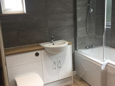 Graeme Levett Carpentry - Bathrooms and Tiling